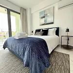 Chill And Stay-luxury With Pool And Sauna In Kato شقة