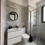 Chill And Stay-luxury With Pool And Sauna In Kato Apartament Paphos