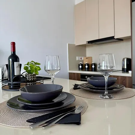 Chill And Stay-luxury With Pool And Sauna In Kato Apartament