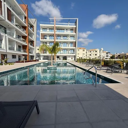 Chill And Stay-luxury With Pool And Sauna In Kato