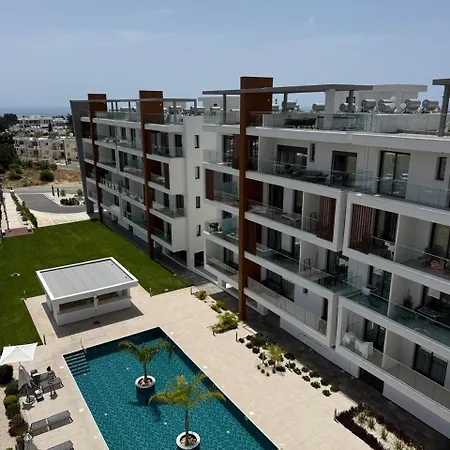 Chill And Stay-luxury With Pool And Sauna In Kato Paphos