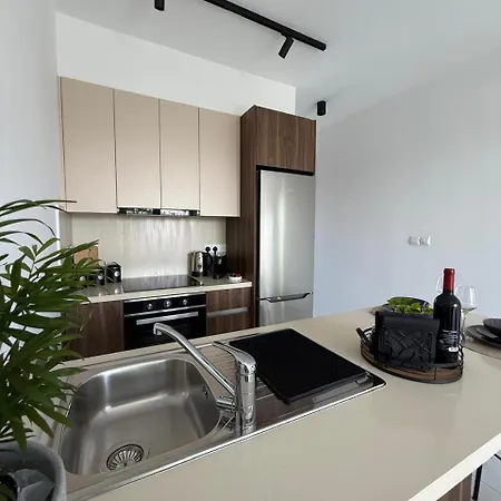 Chill And Stay-luxury With Pool And Sauna In Kato