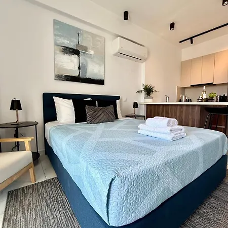 Chill And Stay-luxury With Pool And Sauna In Kato Apartment *