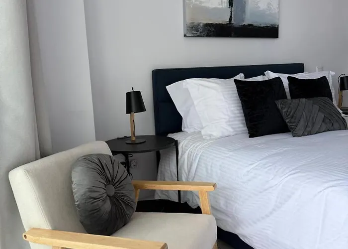 Chill And Stay-luxury With Pool And Sauna In Kato Apartmán *